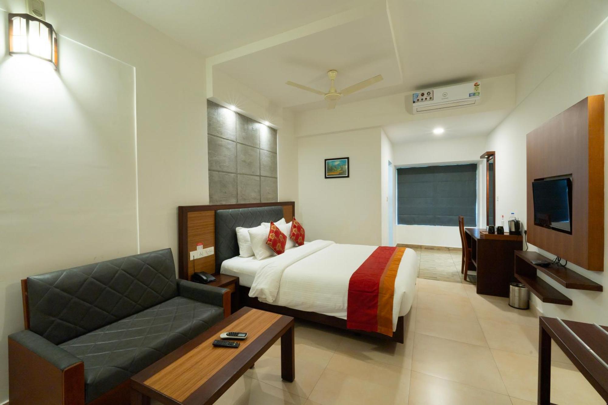 The Sanihara Hotel & Resort ไวทีรี ภายนอก รูปภาพ