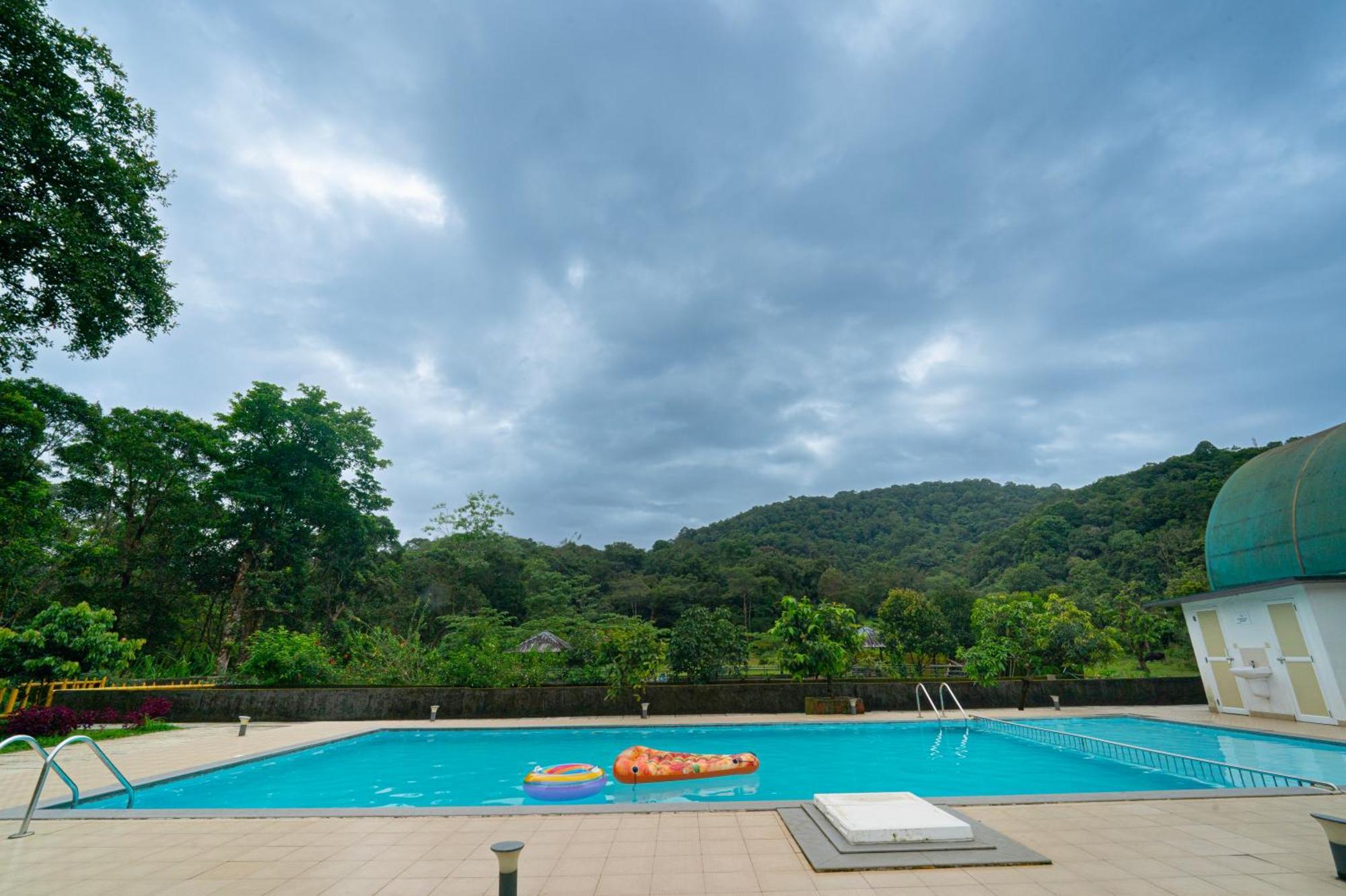 The Sanihara Hotel & Resort ไวทีรี ภายนอก รูปภาพ